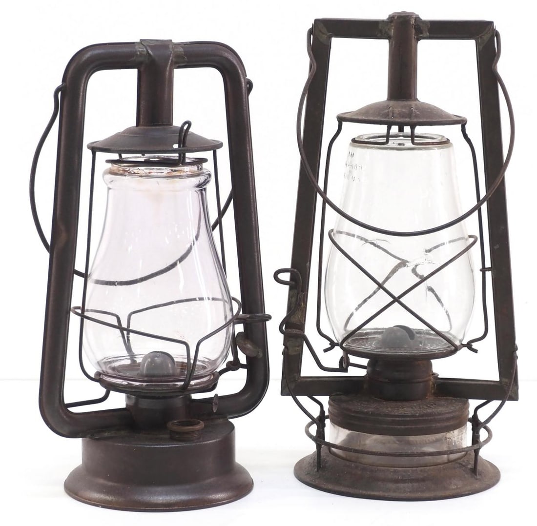 (2) Lanterns: Rayo No.75 / Dietz Crystal (1 of 2)