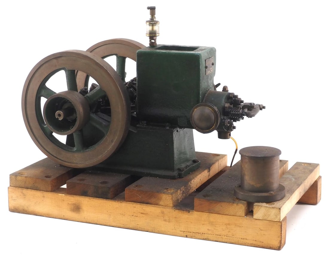Fuller & Johnson model hit & miss engine (1 of 4)