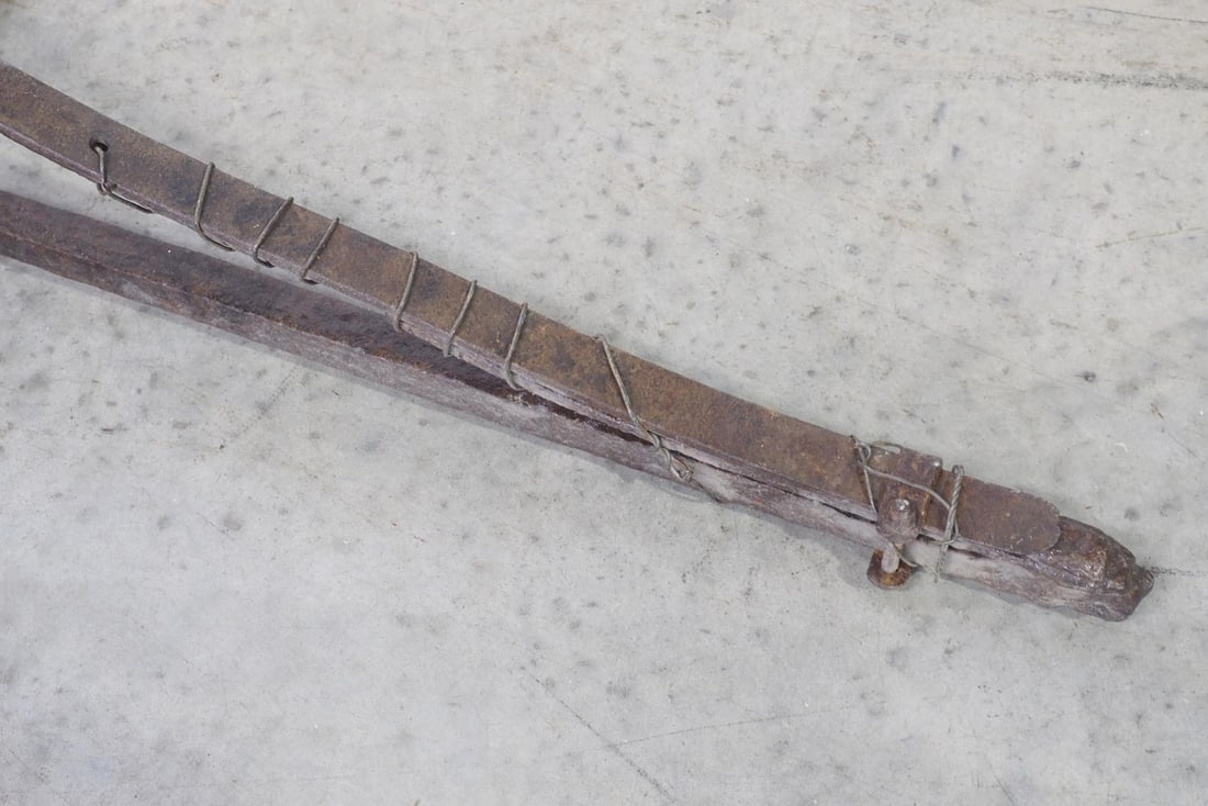 Blacksmith-made bear trap - 2
