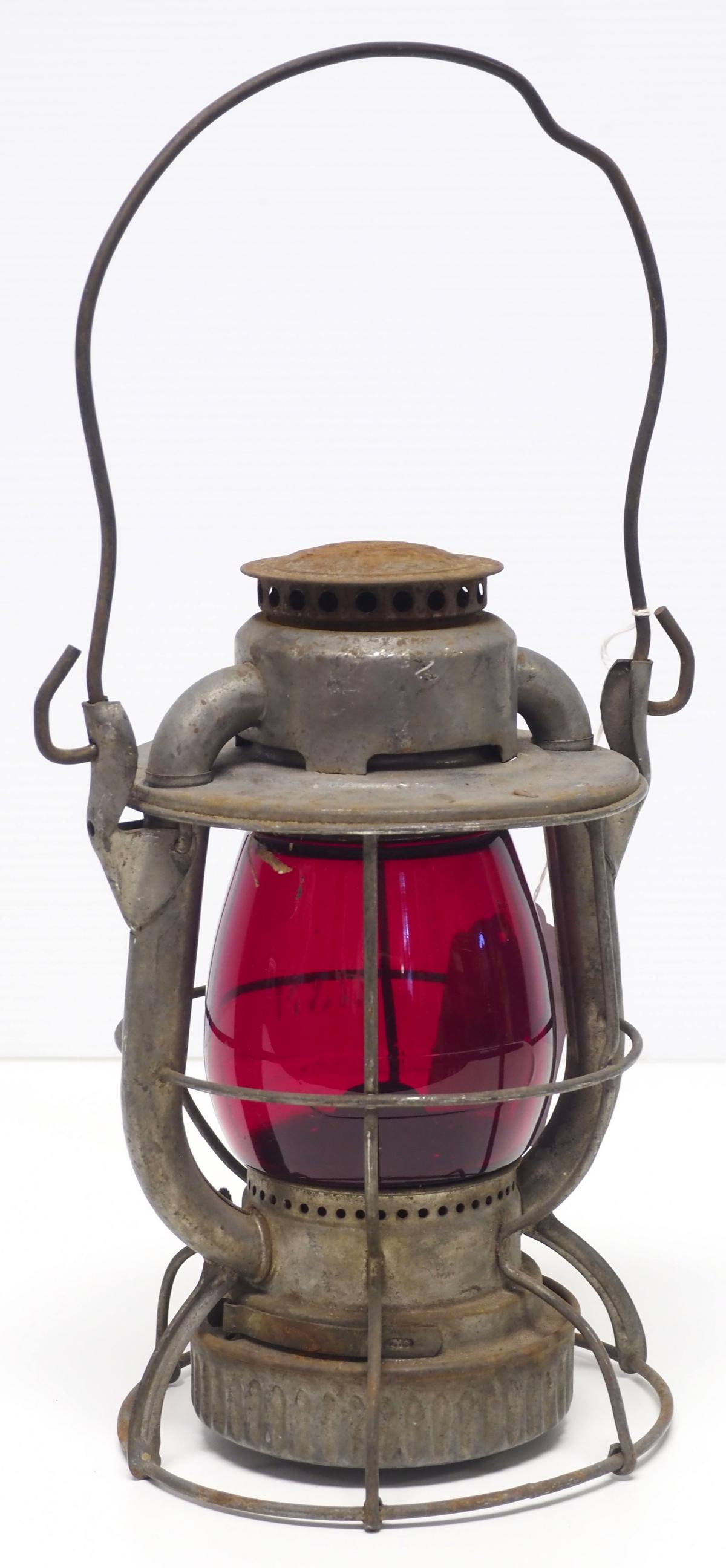 B&M railroad lantern (1 of 3)