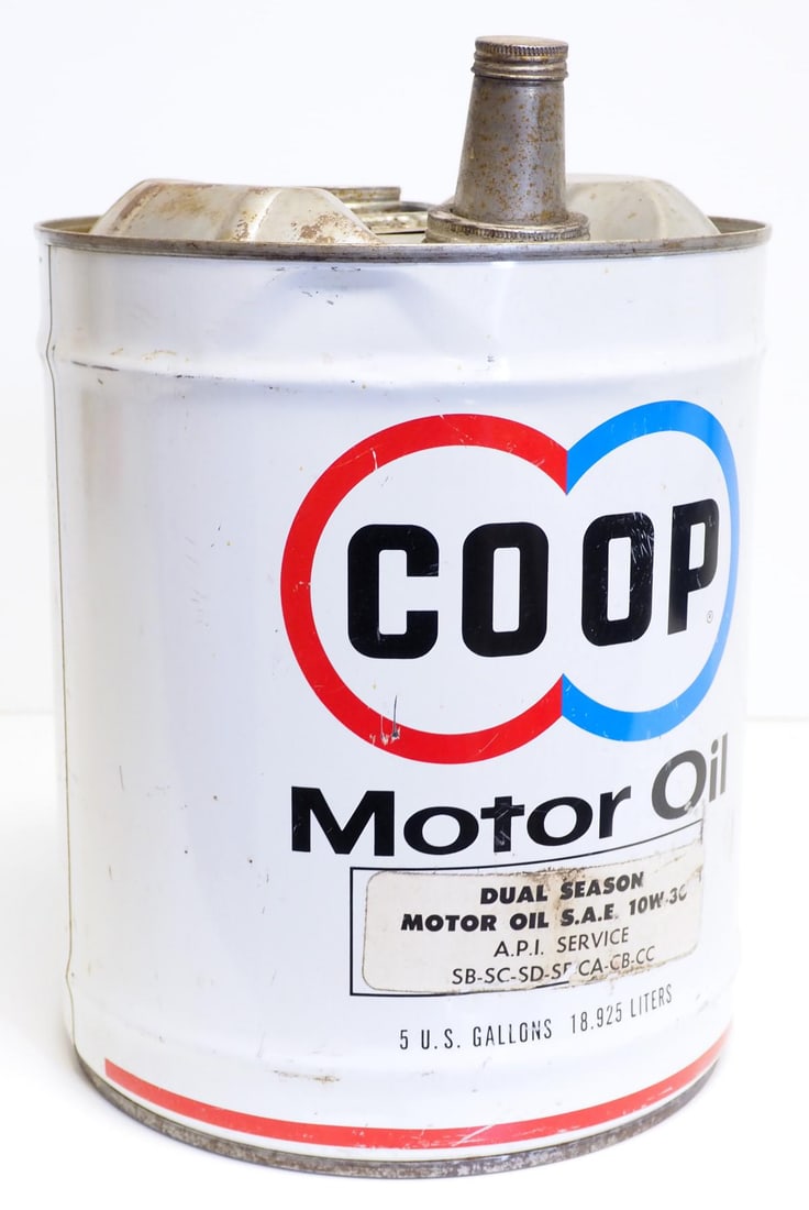 5-gallon Co-op Motor Oil gas can (1 of 3)