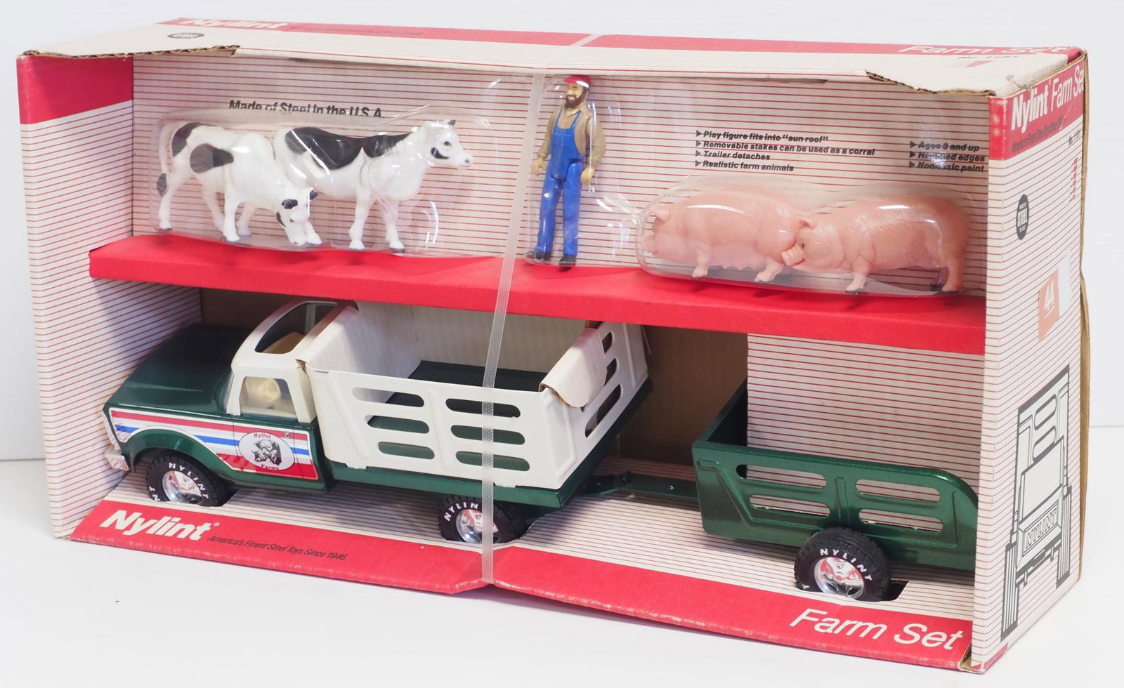 NIB Nylint No.1181 Farm Set: NIB Nylint No.1181 Farm Set