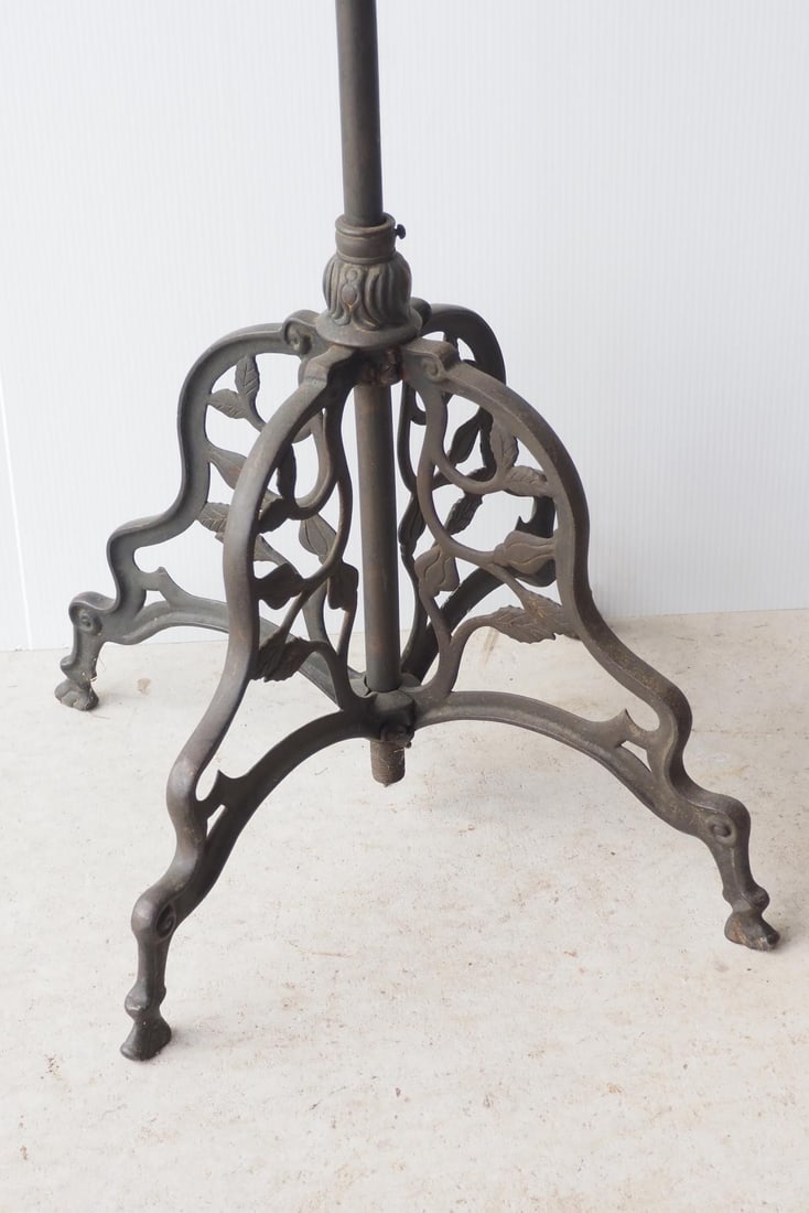 Brass decorative hall tree - 3