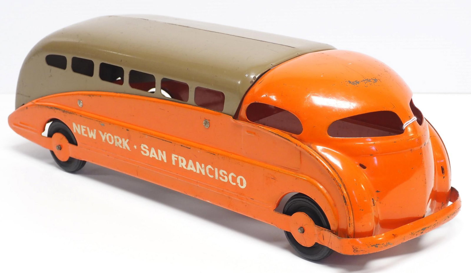 Steelcraft New York-San Francisco bus (1 of 3)