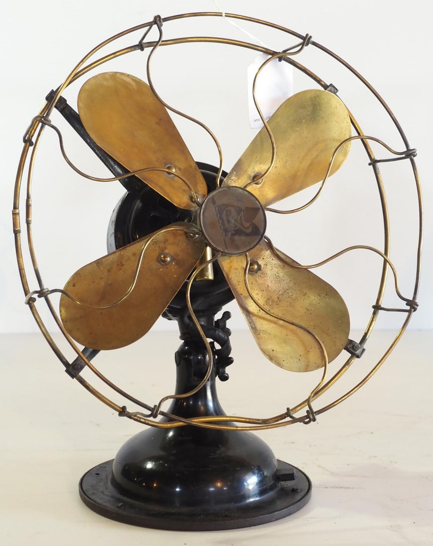 Robbins & Myers Co. Style No.2110 desk fan: Robbins & Myers Co. Style No.2110 desk fan with 12"dia. brass blades, brass cage, black body