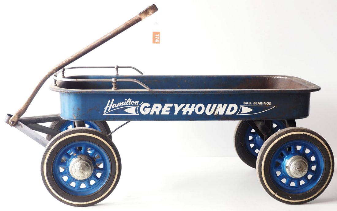 Hamilton Greyhound child's metal pull wagon (1 of 3)