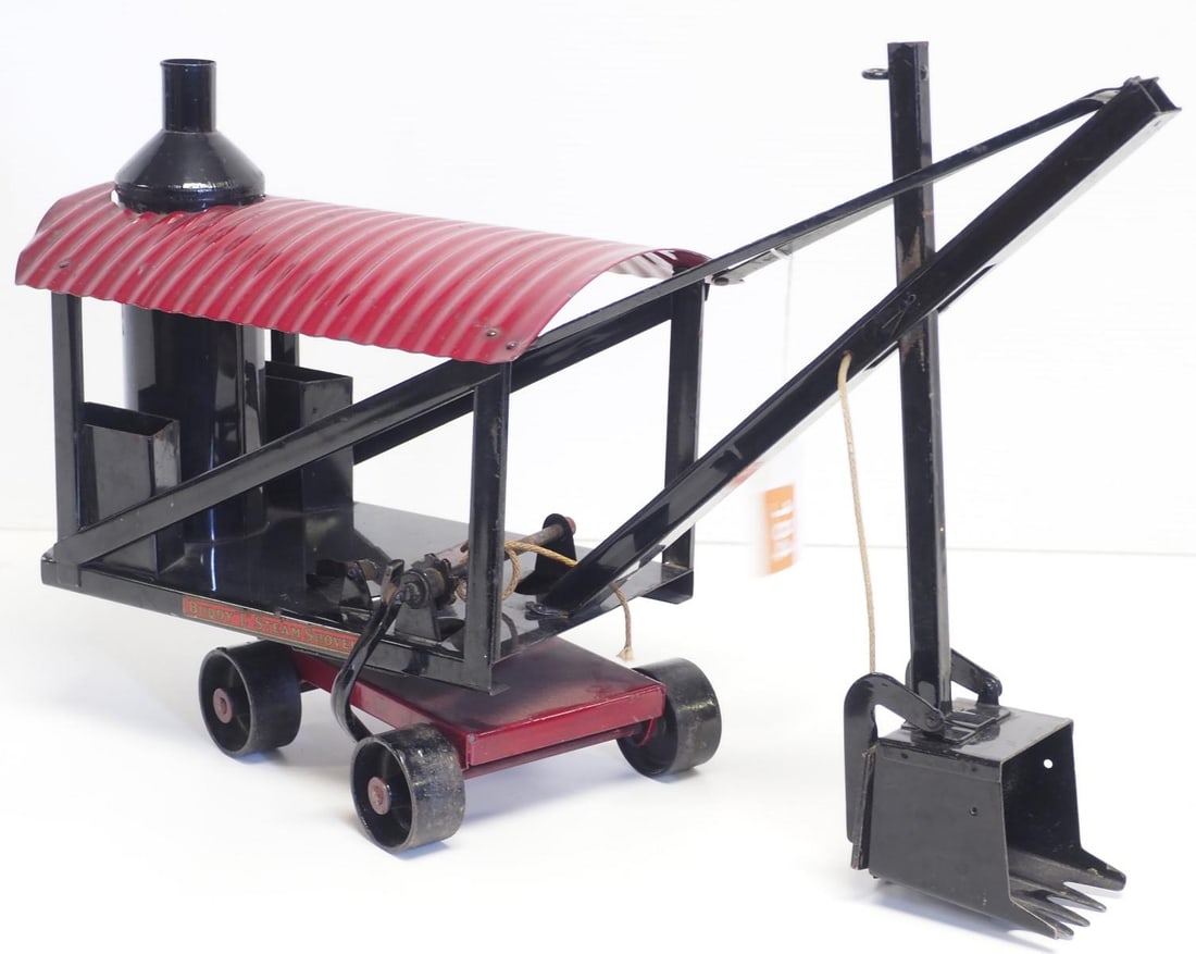 Buddy L Steam Shovel: Buddy L pressed steel Steam Shovel with original labels - Good Condition Good
