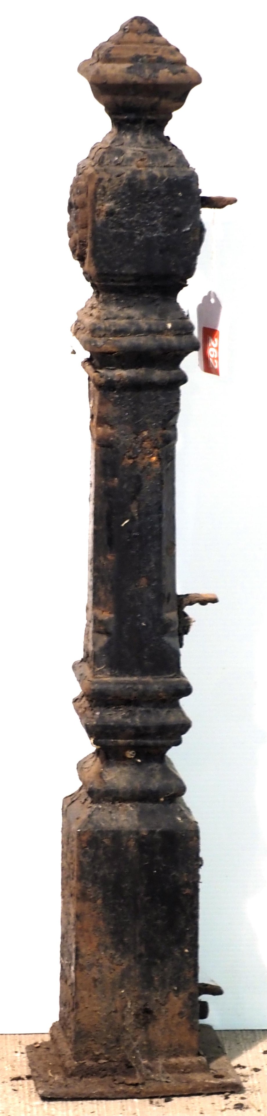 Ornate cast iron fence post: Ornate cast iron fence post, 36"H - base has chips * * NOT ELIGIBLE FOR IN-HOUSE SHIPPING. Please contact the auction house for transport options and additional details. Items must be picked up