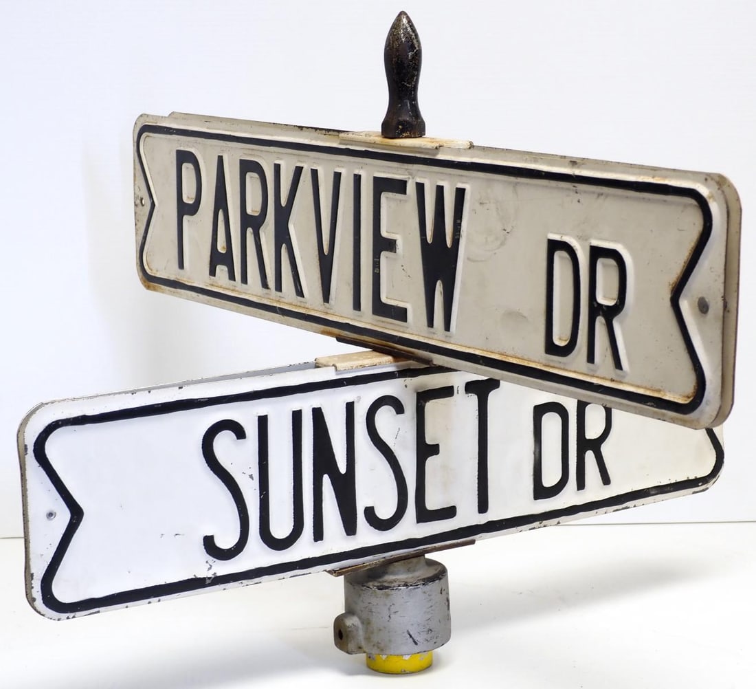Street corner sign for Parkview Dr and Sunset Dr: Street corner sign for Parkview Dr and Sunset Dr, each sign 29"x6"