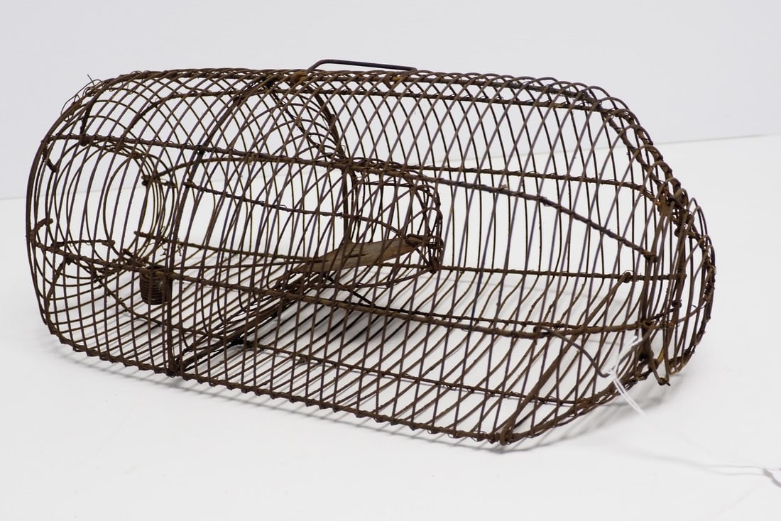 Early wire rat trap - 2