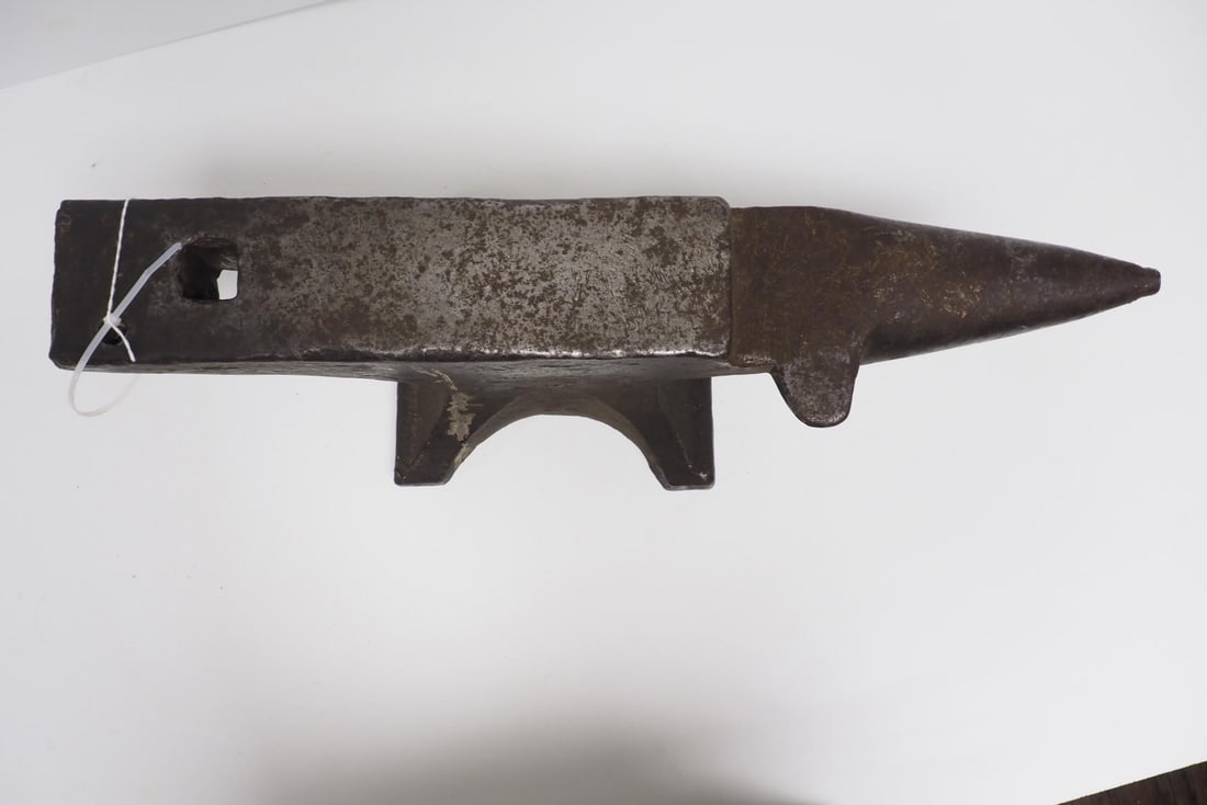 Peter Wright anvil - 3