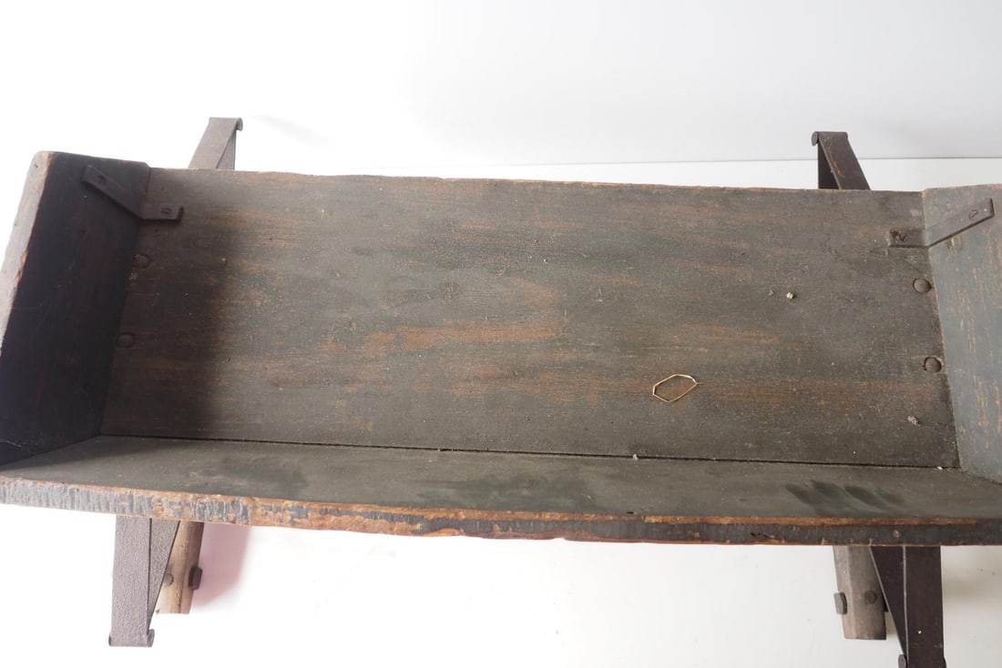 Becker box wagon seat - 2