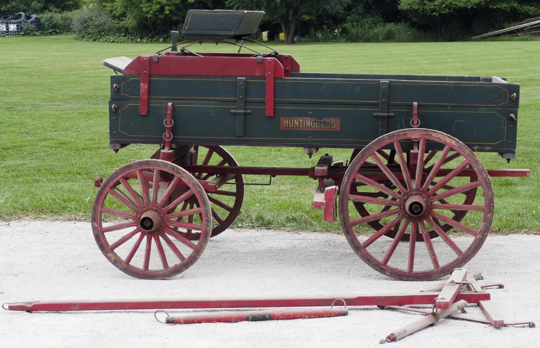 Huntingburg pony size box wagon: Huntingburg pony size box wagon with seat and pole, excellent original paint and stenciling, measures 52"W x 83"L x 40"H without seat or pole * * NOT ELIGIBLE FOR IN-HOUSE SHIPPING. Please contact