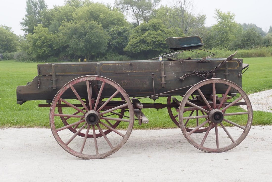 Brown box wagon - 4