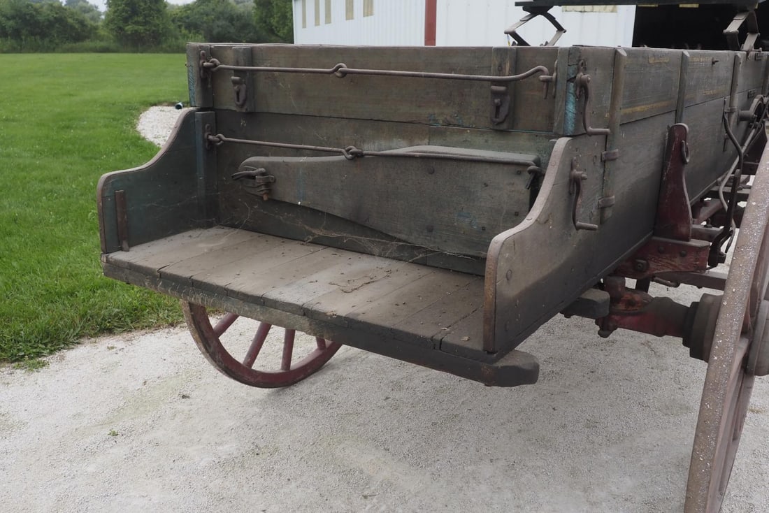 Brown box wagon - 6