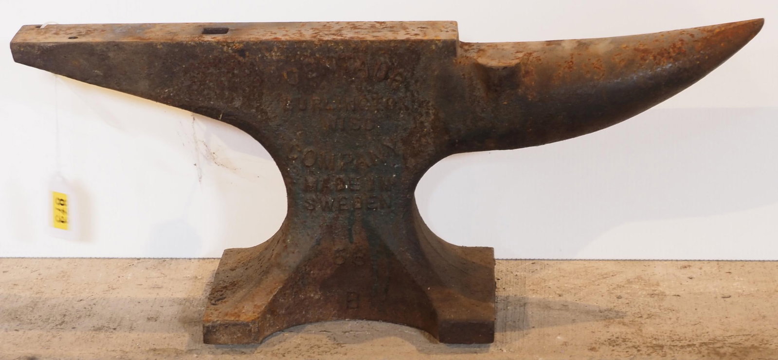 Anvil with hardy hole & 2 pritchel holes (1 of 4)