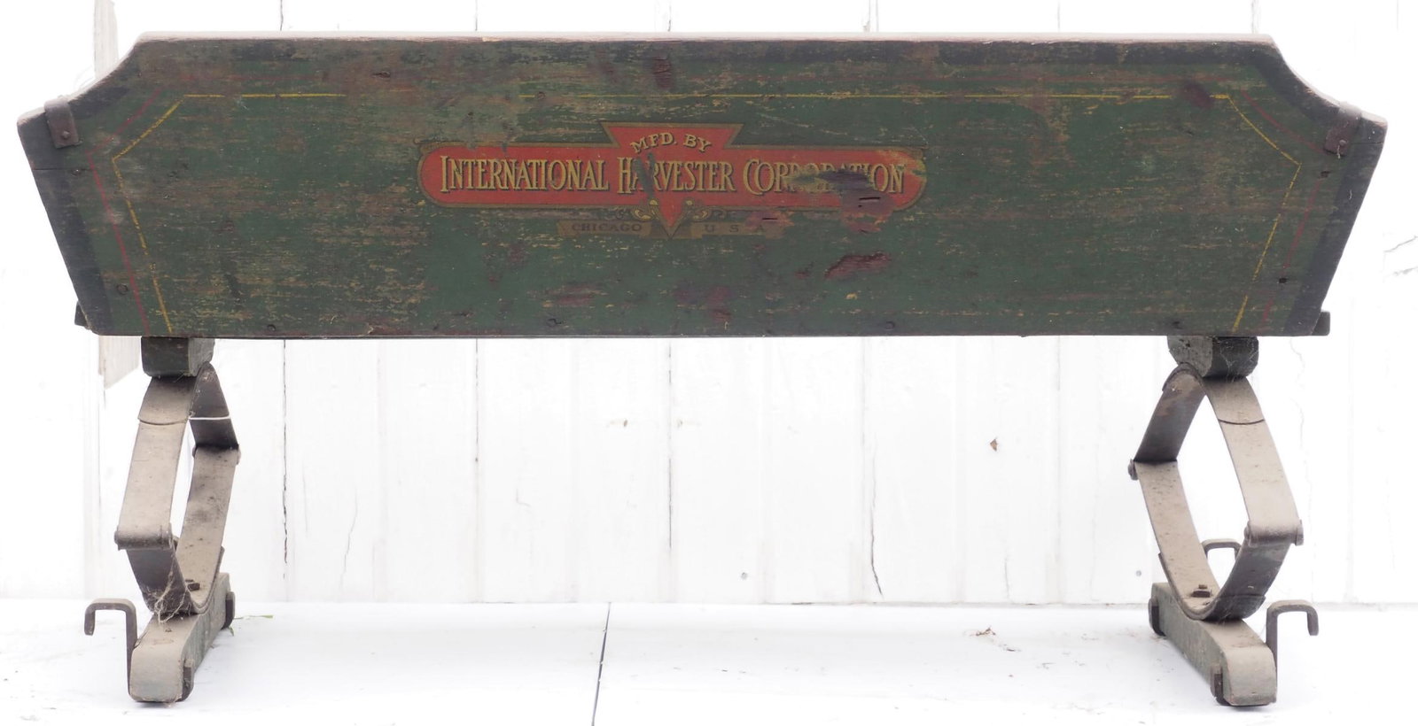 International Harvester Company box wagon seat: International Harvester Company box wagon seat with good original paint and stenciling * * NOT ELIGIBLE FOR IN-HOUSE SHIPPING. Please contact the auction house for transport options and additional