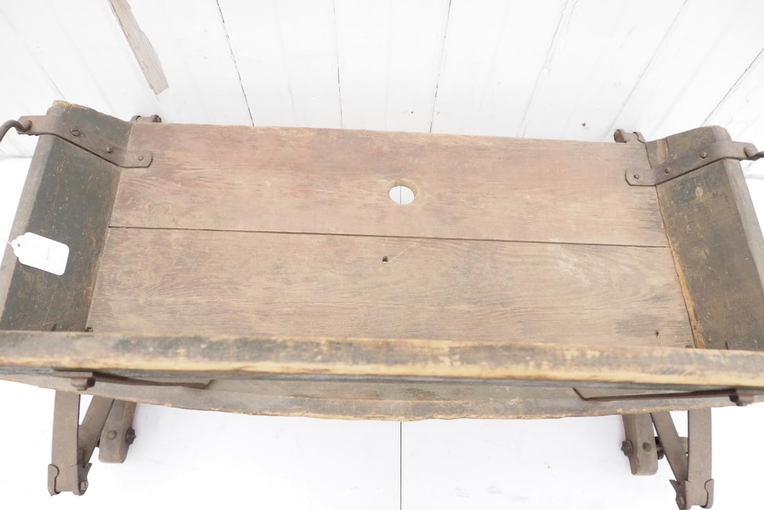 Box wagon seat - 2