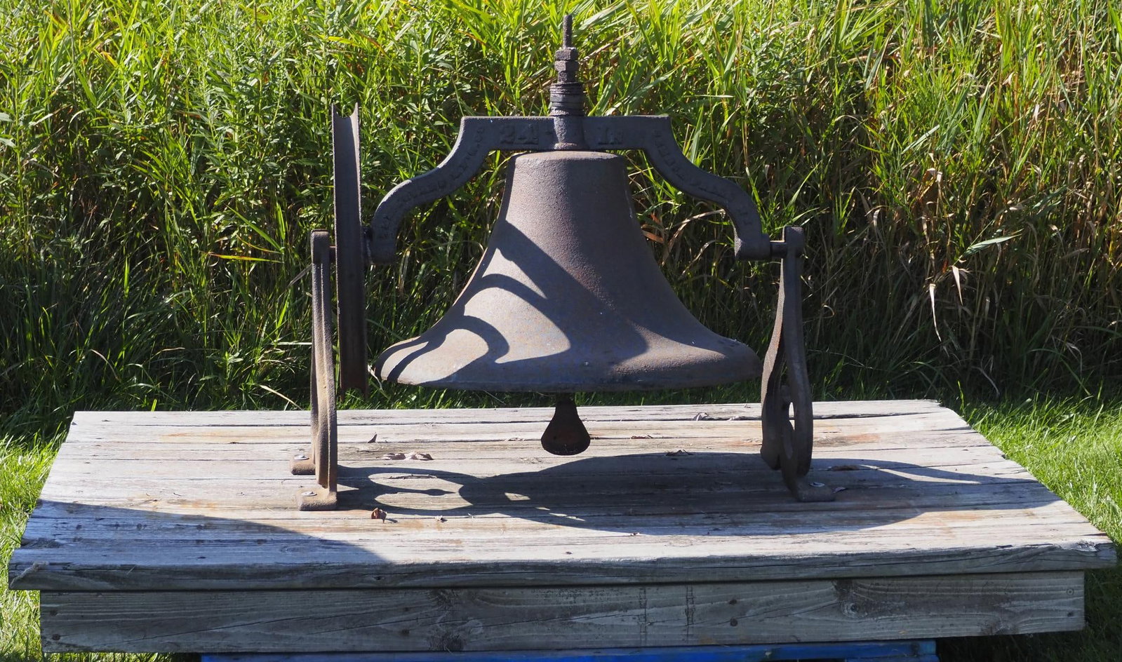 24'dia. cast iron church or school bell with yoke (1 of 7)