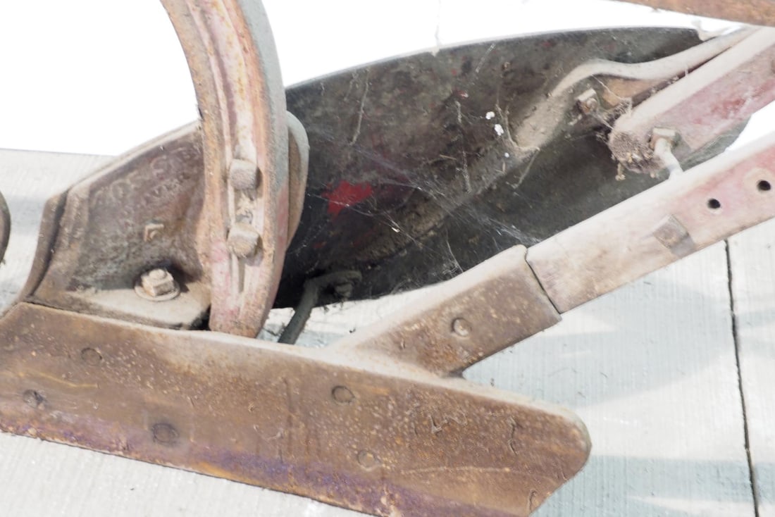 Oliver walking plow - 3