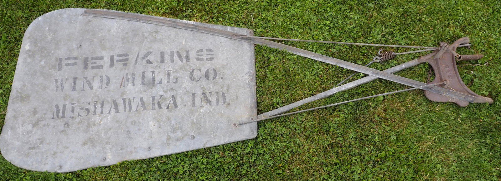 1907 Perkins Windmill Co. windmill fan (1 of 2)