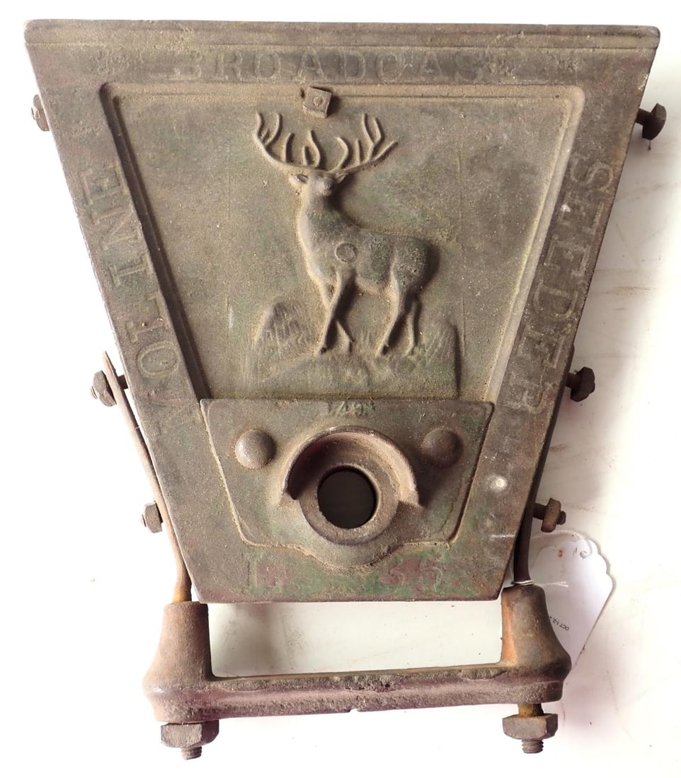 RARE Moline Broadcast Seeder cast iron drill end (1 of 4)