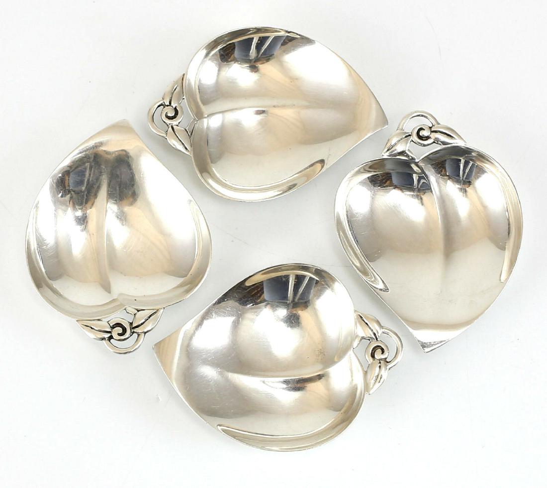 4 Tiffany & Co Makers Sterling Silver Mini Heart Dishes (1 of 4)