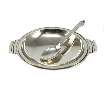 Georg Jensen Sterling Silver Pyramid Bowl & Spoon: c.1925 Georg Jensen .925 Sterling Silver Pyramid Bowl #600; c.1915 Denmark Georg Jensen .930 Sterling Silver Pyramid Teaspoon. Beautiful Hand Wrought Silver Bowl and Spoon. Makers Mark & Marked