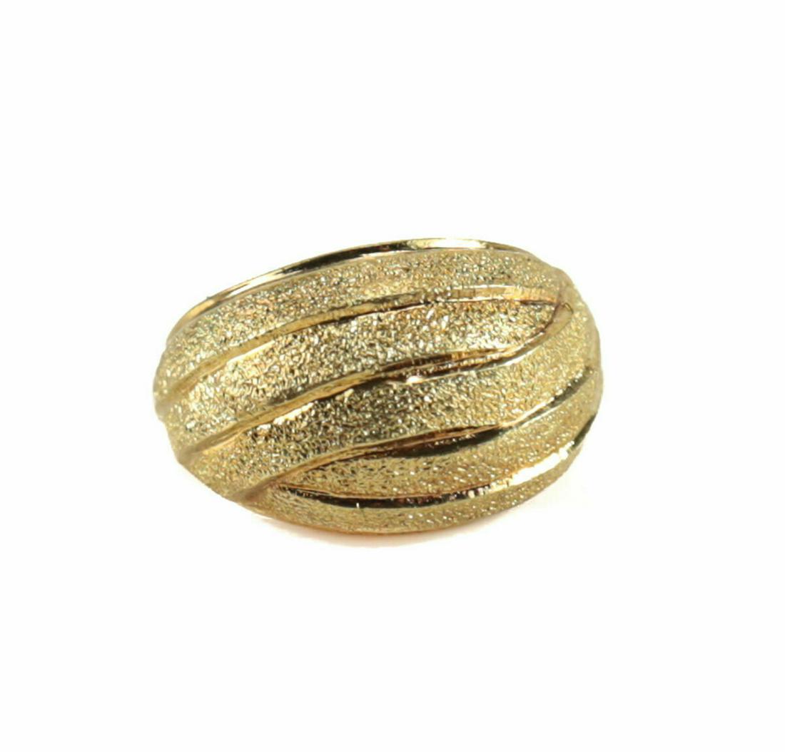 CB Modernist 18k  Gold Textured Wave Ring (1 of 6)
