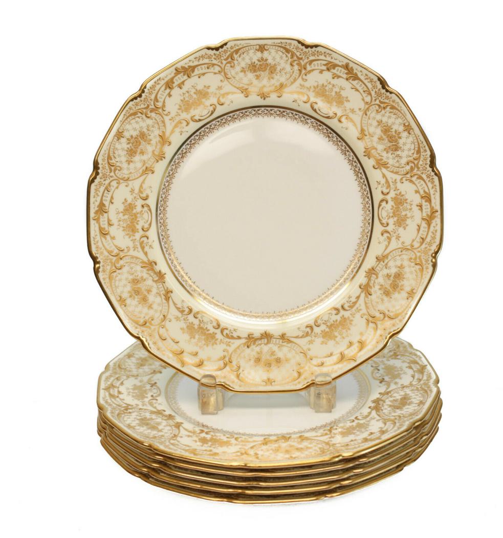 6 Royal Doulton Dinner Plates, c1910 (1 of 3)