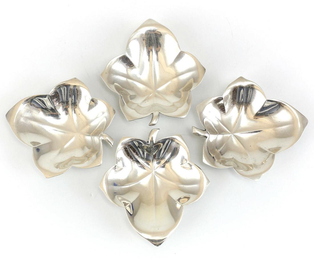 4 Tiffany & Co. Makers Sterling Silver Mini Leaf Dishes (1 of 4)