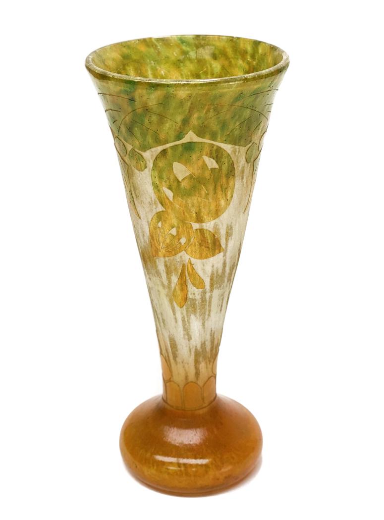 Schnedier Coqueret Pattern Cameo Vase (1 of 5)
