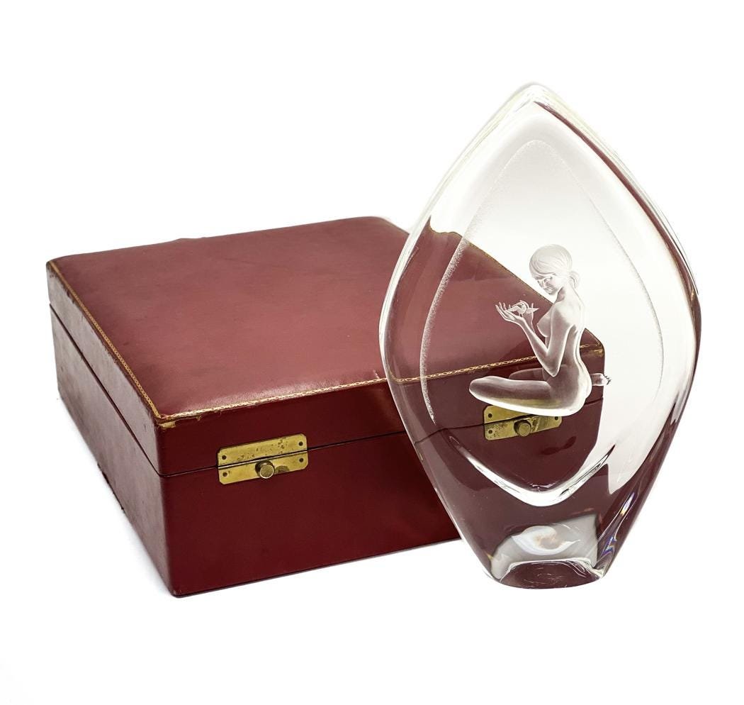 Steuben Crystal Glass Sculpture, Girl and Bird (1 of 10)