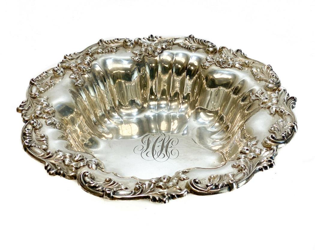 Graff, Washbourne, Dunn Sterling Silver Scallop Bowl (1 of 5)