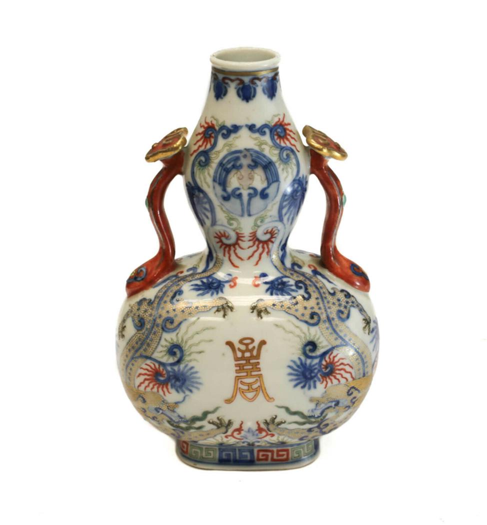 Chinese Porcelain Famille Rose Vase, Qianlong Marks (1 of 5)