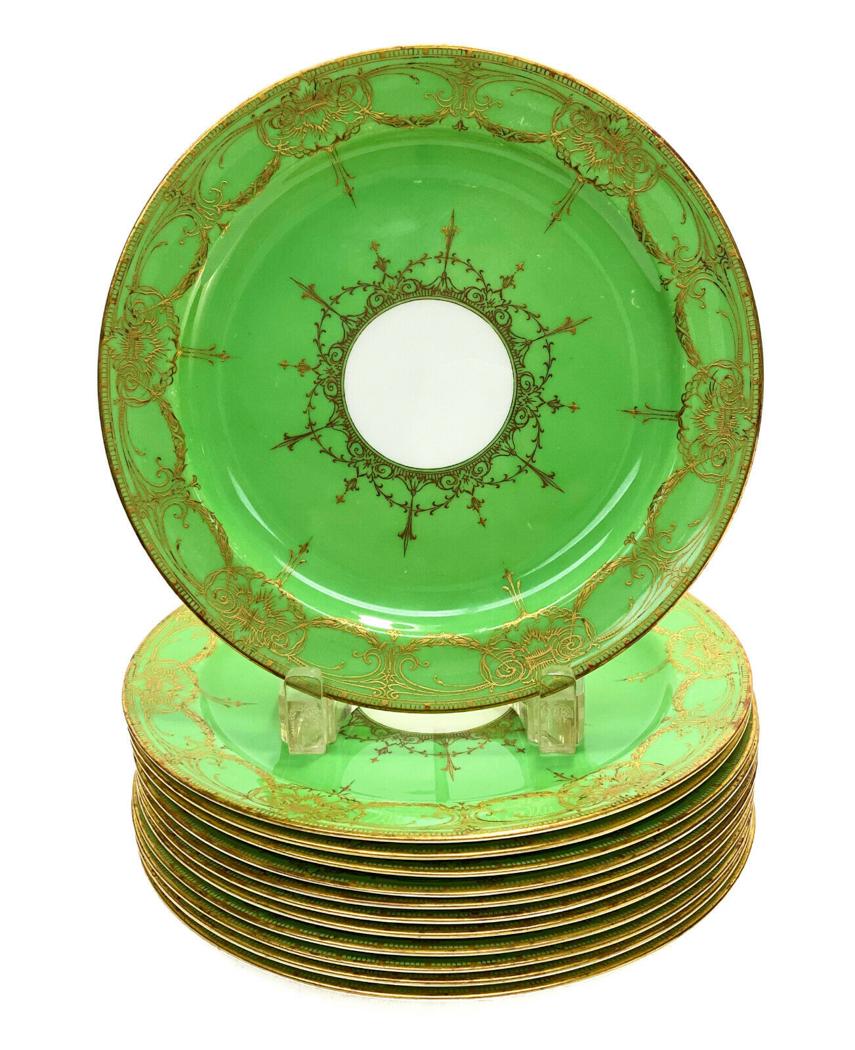 12 Royal Worcester Porcelain 8.5 inch Plates, 1901 (1 of 4)