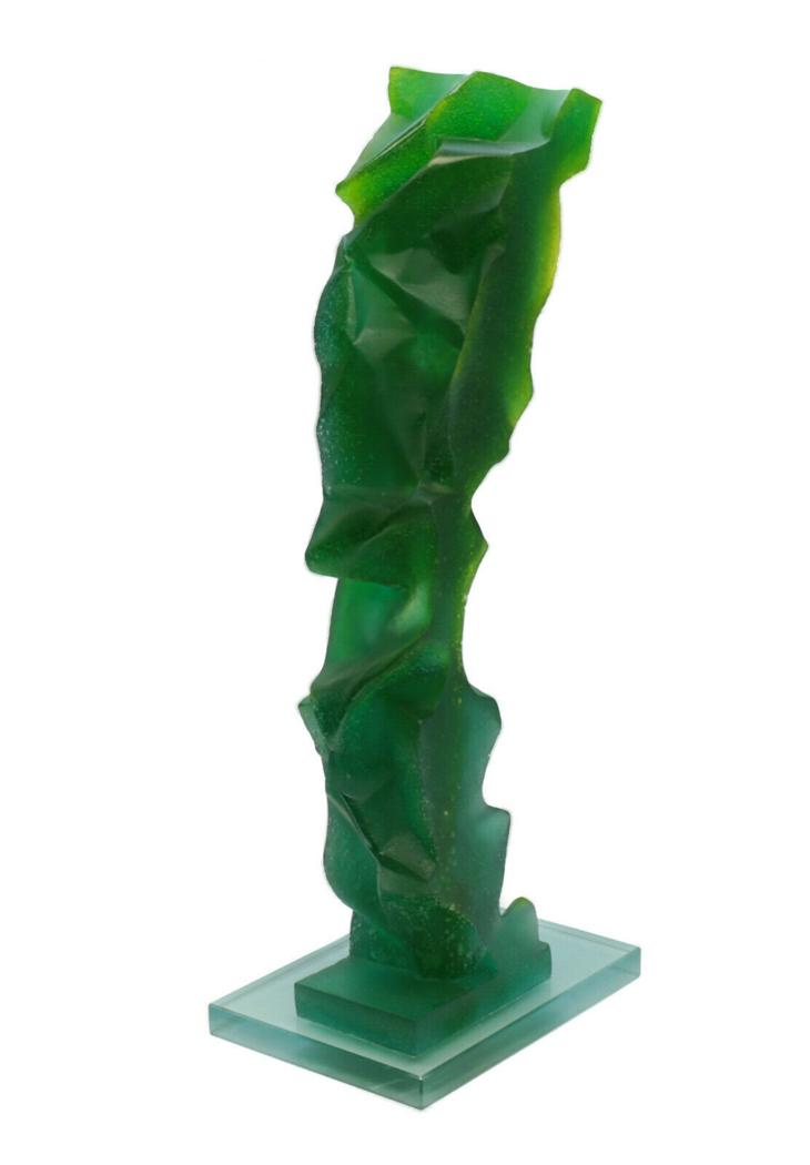 Daum Pate De Verre Sculpture 'Pliage' by Antoine Graff: Large Daum green Pate De Verre abstract industrial sculpture, " Pliage " by Antoine Graff. Modernist ripple textures to the sculpture. Mounted to the original clear base. Signed "Graff" and Daum to th