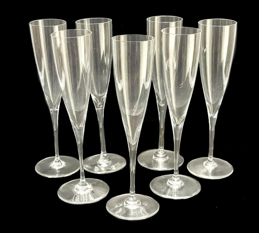 7 Baccarat Crystal Champagne Goblets in Dom Perignon (1 of 3)