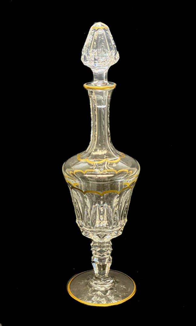 Saint St. Louis Large Glass Decanter in Excellence (1 of 6)