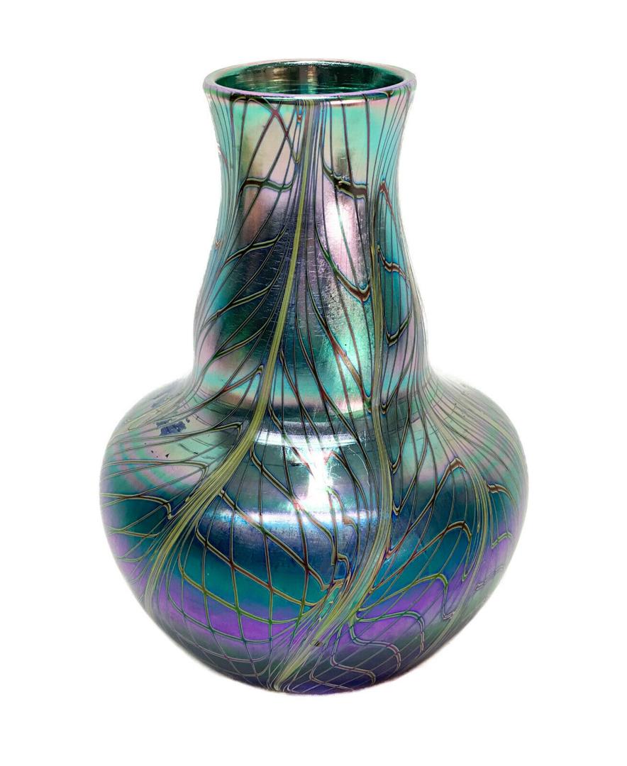Lundberg Studio Glass Blue Aurene Feathered Vase, 1975 (1 of 6)