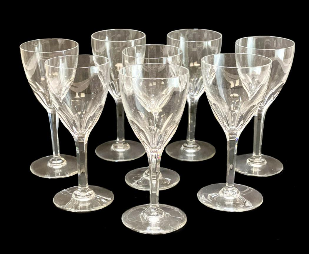 8 Baccarat France Claret Wine Glass Goblets in Genova: 8 Baccarat France claret wine glass goblets in Genova, Thumbprint cut bowl and a six sided stem. Baccarat mark to the underside. Weight Approx., 8 lbs Measures Approx., 6.5 inches tall. Domestic Shipp