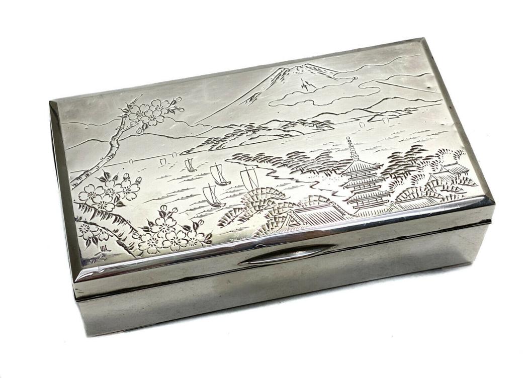 Japanese Sterling 950 Silver Footed Box (1 of 5)
