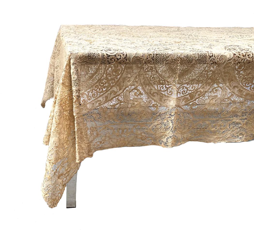Continental  LinenHand Woven Table Cloth (1 of 5)