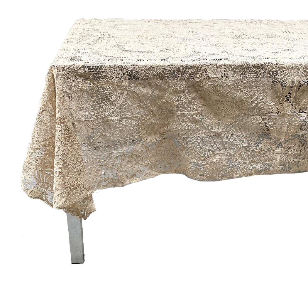 Continental  Linen Hand Woven Table Cloth (1 of 5)