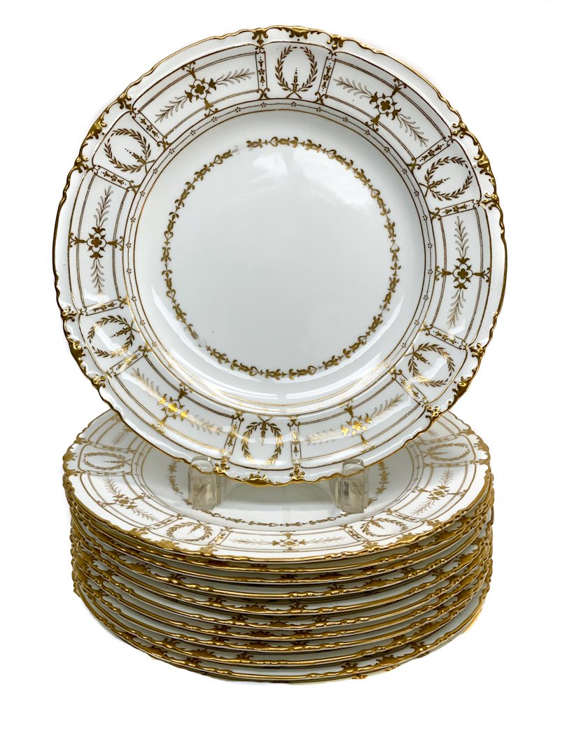 11 Royal Crown Derby Tiffany Porcelain Dinner Plates (1 of 4)