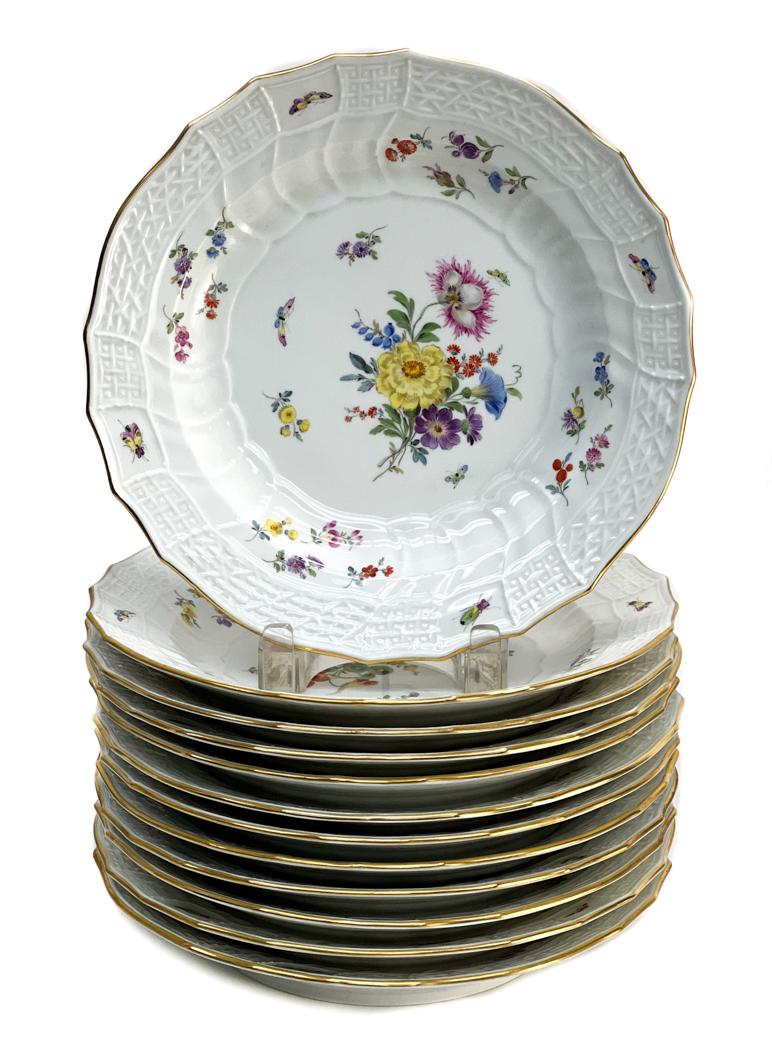 12 Meissen Germany Hand Painted Porcelain Dinner Plates (1 of 3)