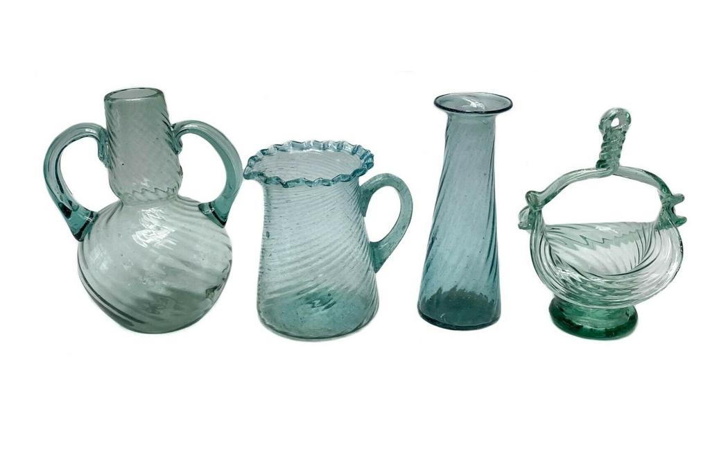 4 Venetian Glass Jars and Vases Controlled Bubbles (1 of 8)