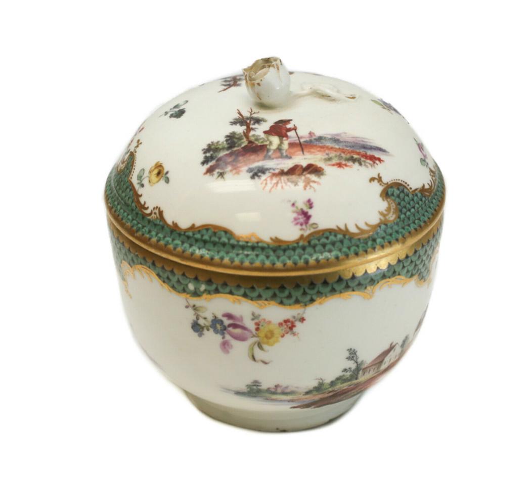 Furstenberg Round Lidded Box, circa 1755 (1 of 4)