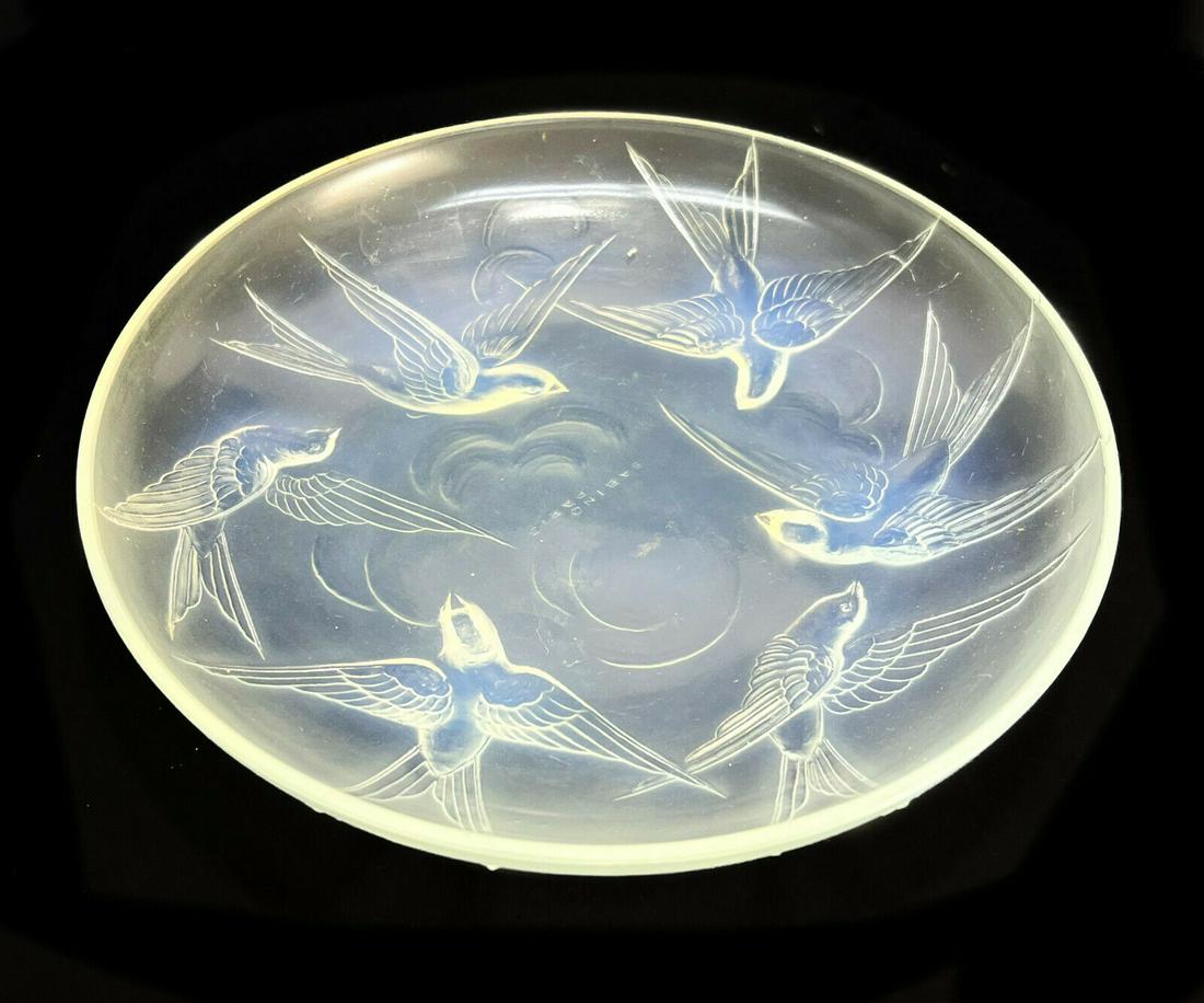 Sabino Paris Opalescent Glass Molded Dish, Swallow: Sabino Paris opalescent glass dish. Molded swallow birds in flight. Marked Sabino Paris to the center. Weight Approx., 1 lb Measures Approx., 7.825 inches diameter x 1.5 inches tall
