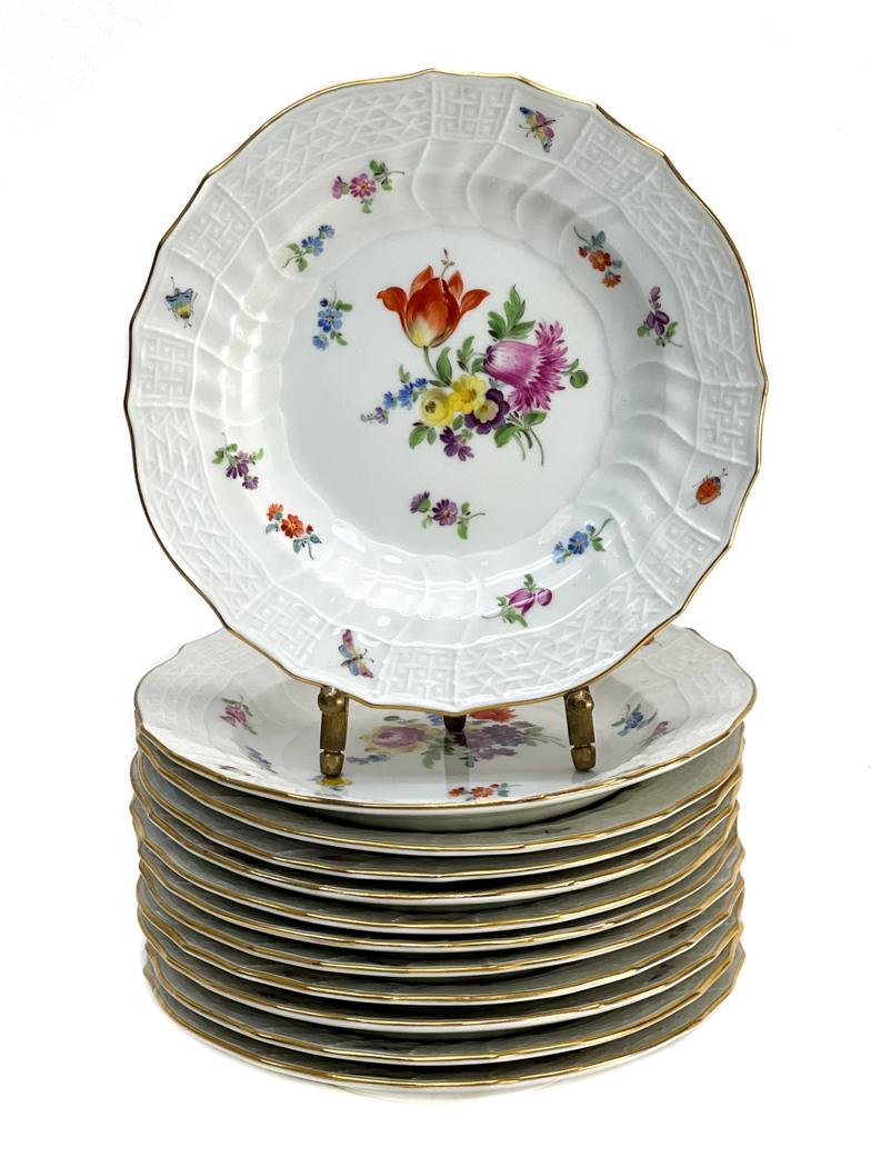 12 Meissen Germany Hand Painted Porcelain Bread Plates (1 of 4)